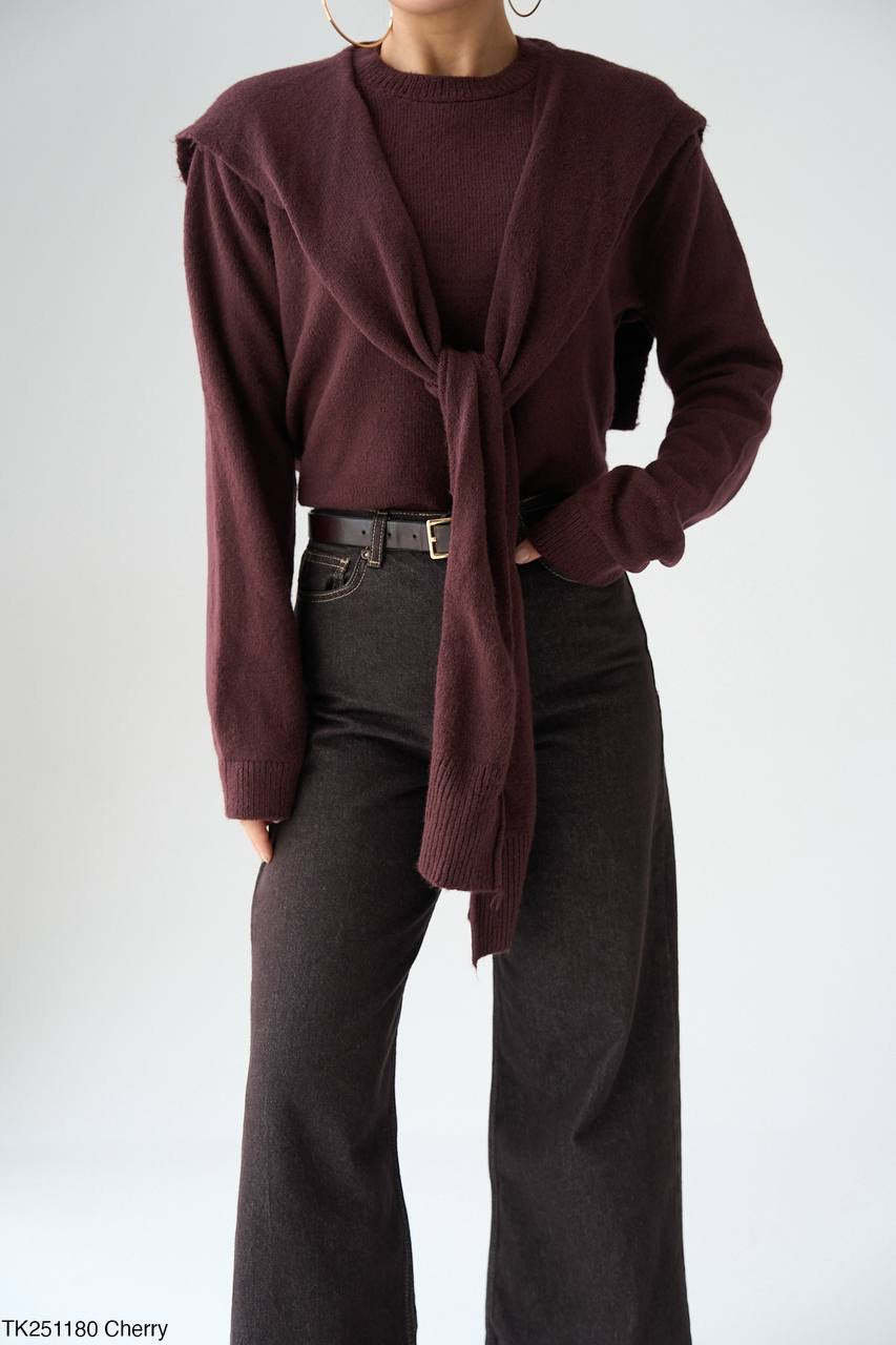 بلوزه باللون الخمري