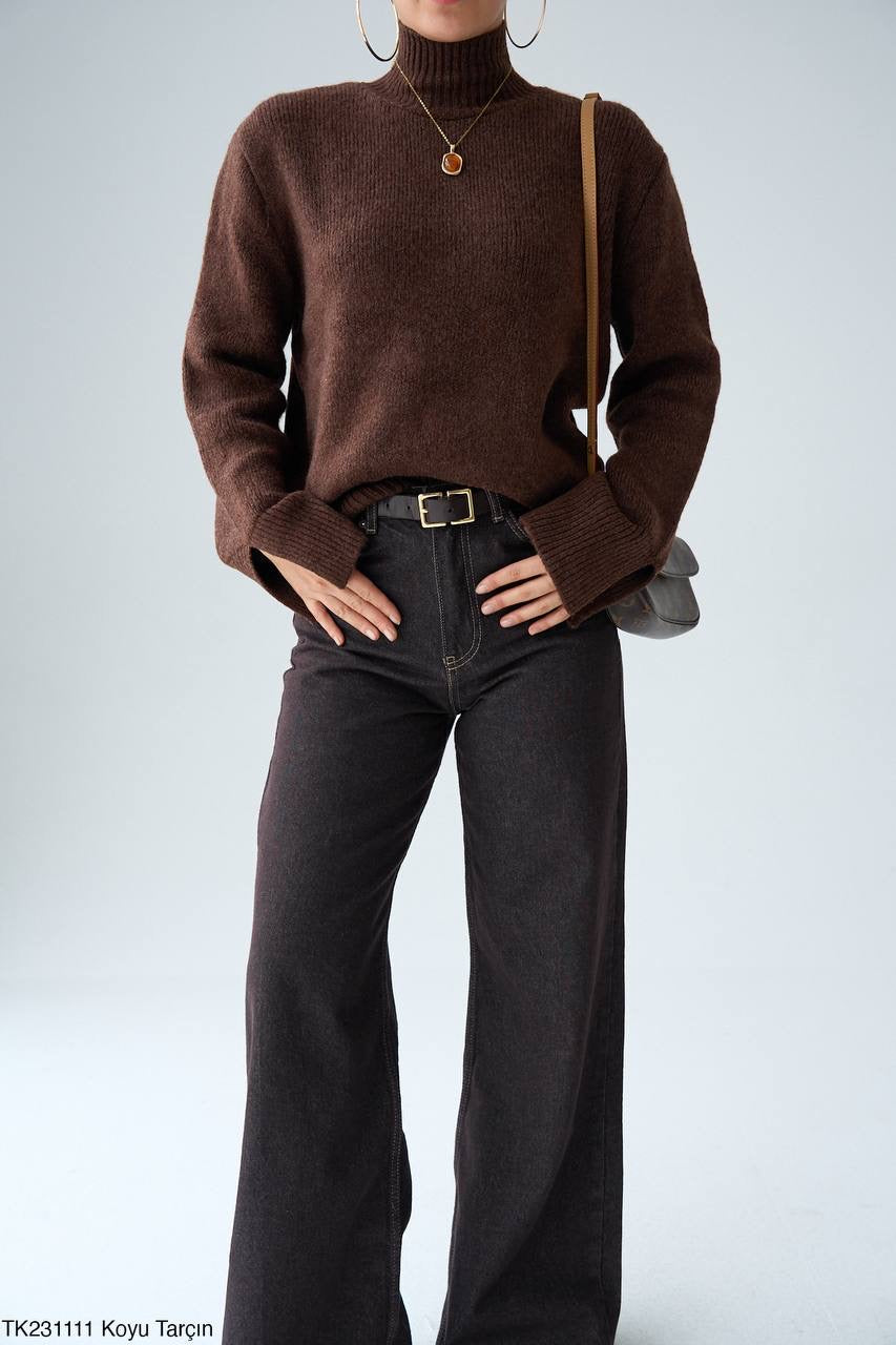 بلوزه باللون البني